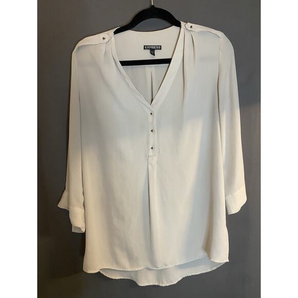 Express Tops - Express Women's White V-Neck Button 3/4 Sleeve Blouse Size M Regular